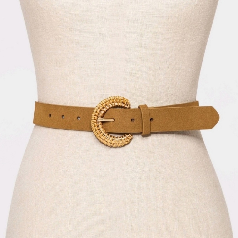 🌕 NWT New Women's Buckle Belt Tan A New Day Size L